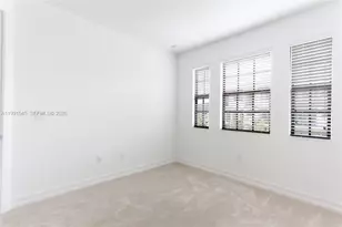 11340 SW 16th St, Pembroke Pines, FL 33025 - Photo 10