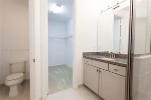 11340 SW 16th St, Pembroke Pines, FL 33025 - Photo 12