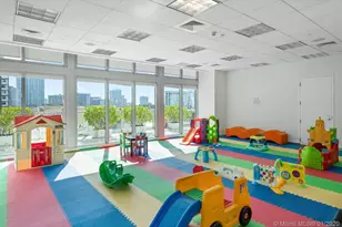 79 SW 12th St, Miami, FL 33130 - Photo 20