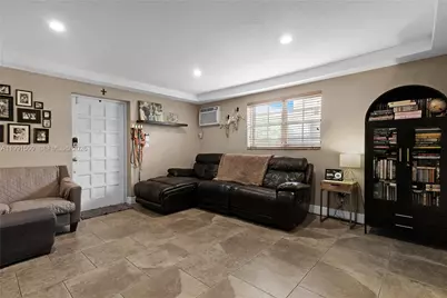 3500 SW 13th St, Miami, FL 33145 - Photo 10