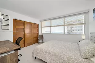 1420 Brickell Bay Dr, Miami, FL 33131 - Photo 32