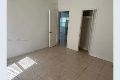 1293 NE 109th St #4, Miami, FL 33161 - Photo 2