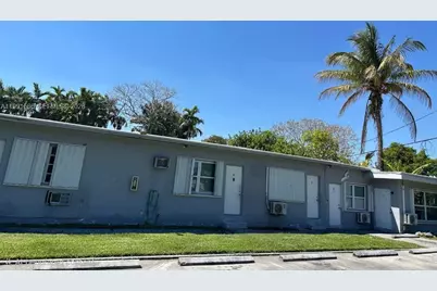 1293 NE 109th St #4, Miami, FL 33161 - Photo 1