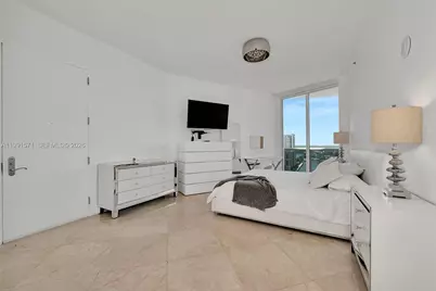 16001 Collins Ave #1005, Sunny Isles Beach, FL 33160 - Photo 22