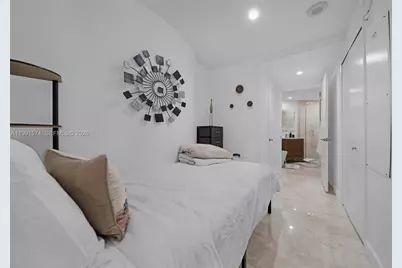 17001 Collins Ave, Sunny Isles Beach, FL 33160 - Photo 18