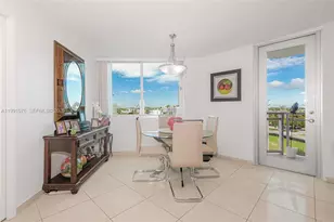 7135 Collins Ave, Miami Beach, FL 33141 - Photo 10