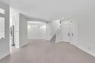 11407 Lakeview Dr, Coral Springs, FL 33071 - Photo 38