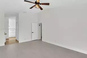 11407 Lakeview Dr, Coral Springs, FL 33071 - Photo 44