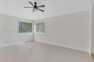 11407 Lakeview Dr, Coral Springs, FL 33071 - Photo 42