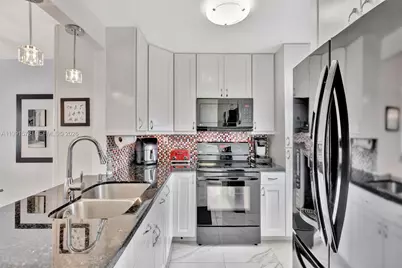 4705 NW 35th St #501, Lauderdale Lakes, FL 33319 - Photo 12