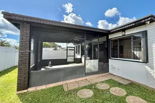 1547 SW 137th Pl, Miami, FL 33184 - Photo 24