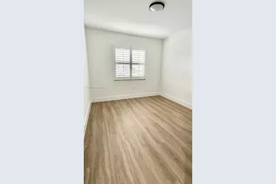 1547 SW 137th Pl, Miami, FL 33184 - Photo 12