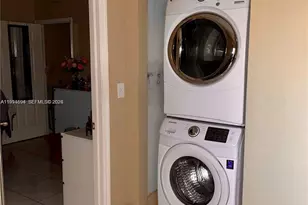 6940 NW 179th St, Hialeah, FL 33015 - Photo 10