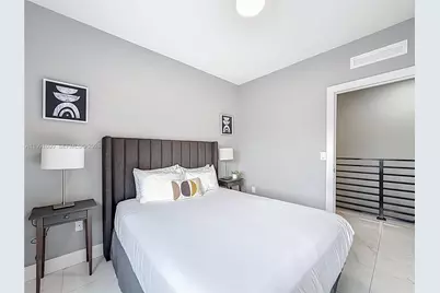 1220 NW 30th St, Miami, FL 33142 - Photo 14