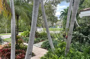 204 Westwood Dr, Key Biscayne, FL 33149 - Photo 2