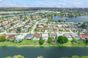 15092 SW 13th Pl, Sunrise, FL 33326 - Photo 18