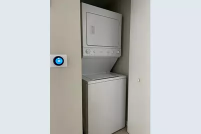 350 S Miami Ave #2807, Miami, FL 33130 - Photo 8