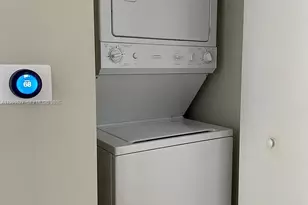 350 S Miami Ave, Miami, FL 33130 - Photo 8