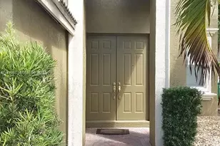 15885 SW 49th Ct, Miramar, FL 33027 - Photo 4