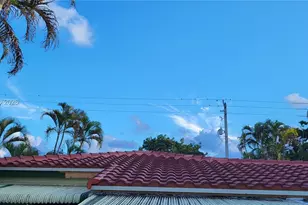 1440 NE 183rd St, North Miami Beach, FL 33179 - Photo 32