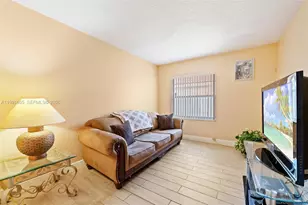 12556 NW 10th Pl, Sunrise, FL 33323 - Photo 8