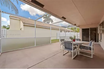 12556 NW 10th Pl, Sunrise, FL 33323 - Photo 22