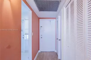 2300 Park Ln, Hollywood, FL 33021 - Photo 4