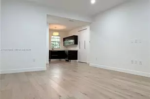 2031 Meridian Ave, Miami Beach, FL 33139 - Photo 4