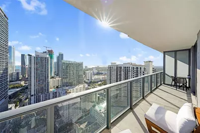 45 SW 9th St #3405, Miami, FL 33130 - Photo 18