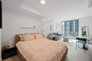 121 NE 5th St, Miami, FL 33132 - Photo 4