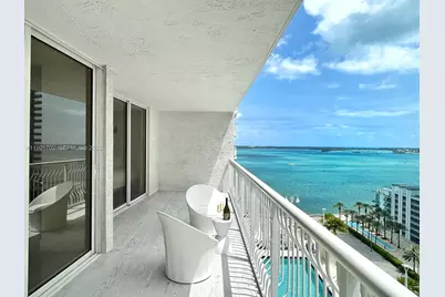 1200 SE Brickell Bay Dr #1707, Miami, FL 33131 - Photo 1