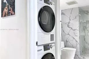 1200 SE Brickell Bay Dr, Miami, FL 33131 - Photo 16