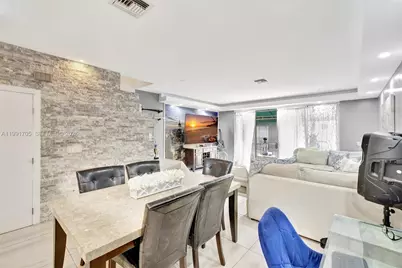 12662 NW 14th St, Sunrise, FL 33323 - Photo 18