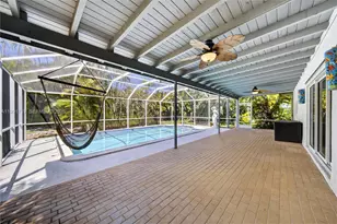 10142 SW 79th Ave, Miami, FL 33156 - Photo 4