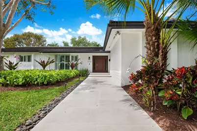 10330 SW 71st Ave, Pinecrest, FL 33156 - Photo 2