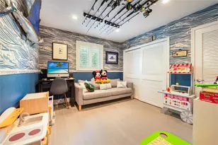 10330 SW 71st Ave, Pinecrest, FL 33156 - Photo 18