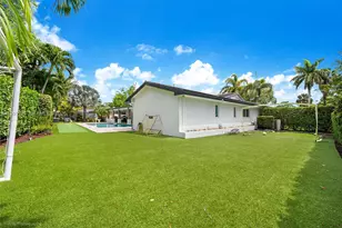 10330 SW 71st Ave, Pinecrest, FL 33156 - Photo 34