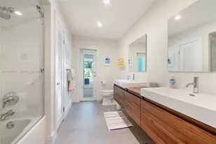 10330 SW 71st Ave, Pinecrest, FL 33156 - Photo 20