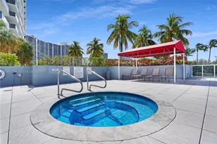 3675 N Country Club Dr, Aventura, FL 33180 - Photo 38
