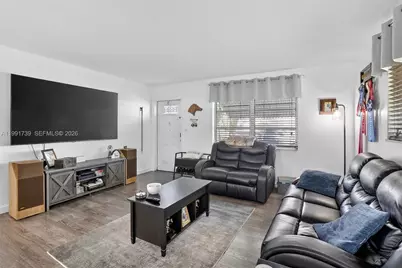 5404 NW 27th Way, Tamarac, FL 33309 - Photo 4