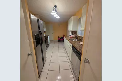 7104 SW 132nd Ct, Miami, FL 33183 - Photo 2