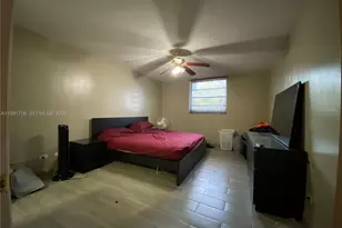 443 NE 195th St, Miami, FL 33179 - Photo 18