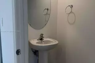 12436 NW 23rd Ct, Miami, FL 33167 - Photo 16