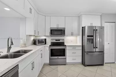 901 SW 128th Ter #102A, Pembroke Pines, FL 33027 - Photo 1