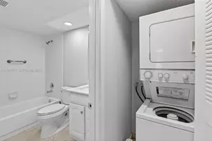 901 SW 128th Terrace, Pembroke Pines, FL 33027 - Photo 28