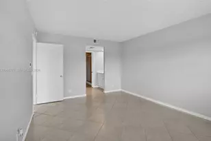 901 SW 128th Terrace, Pembroke Pines, FL 33027 - Photo 20