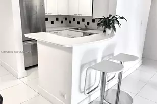 1500 Bay Rd, Miami Beach, FL 33139 - Photo 10