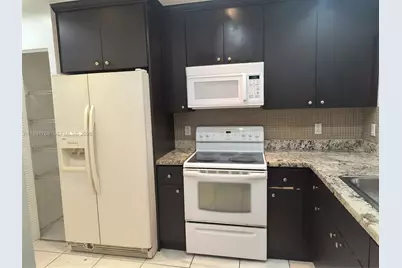 850 NE 209th Ter #204-35, Miami, FL 33179 - Photo 10