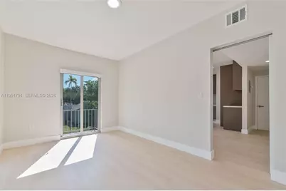 694 NE 76th St #6, Miami, FL 33138 - Photo 16