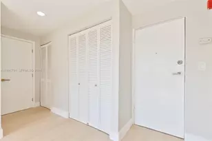 694 NE 76th St, Miami, FL 33138 - Photo 12